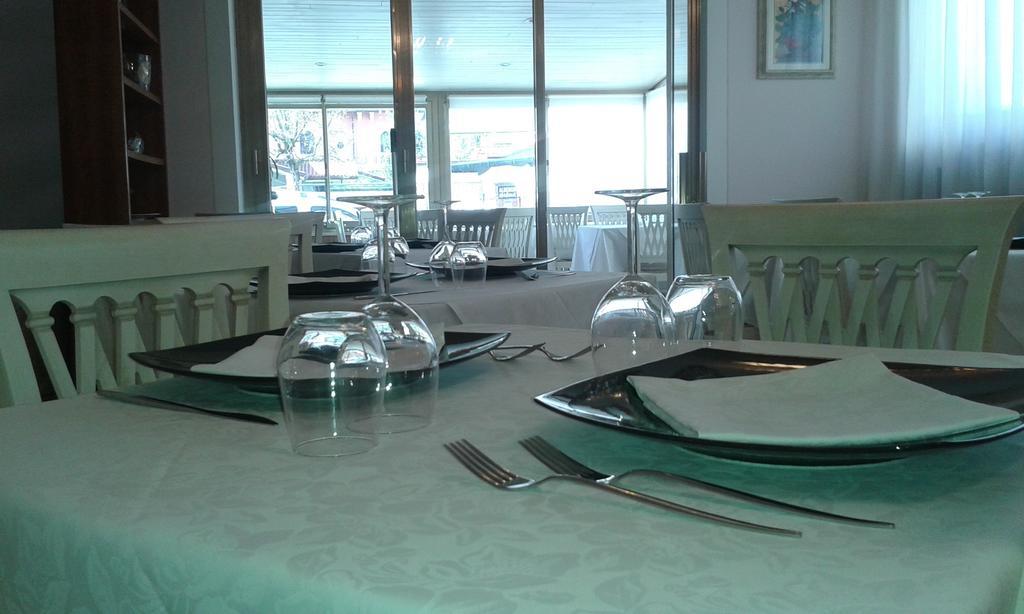 Hotel Ristorante La Terrazza Lido di Camaiore Exterior foto