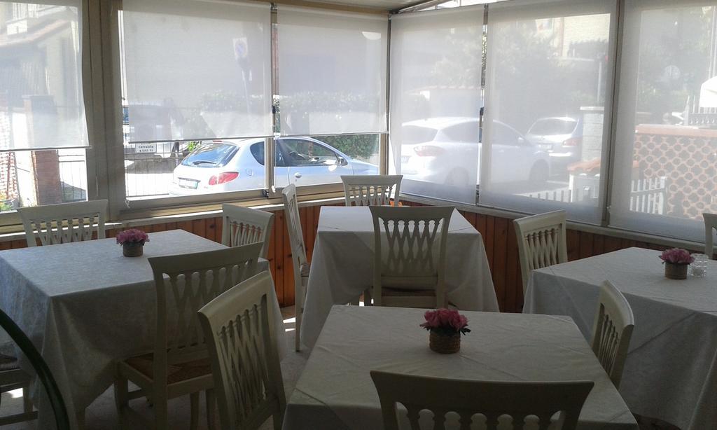 Hotel Ristorante La Terrazza Lido di Camaiore Exterior foto