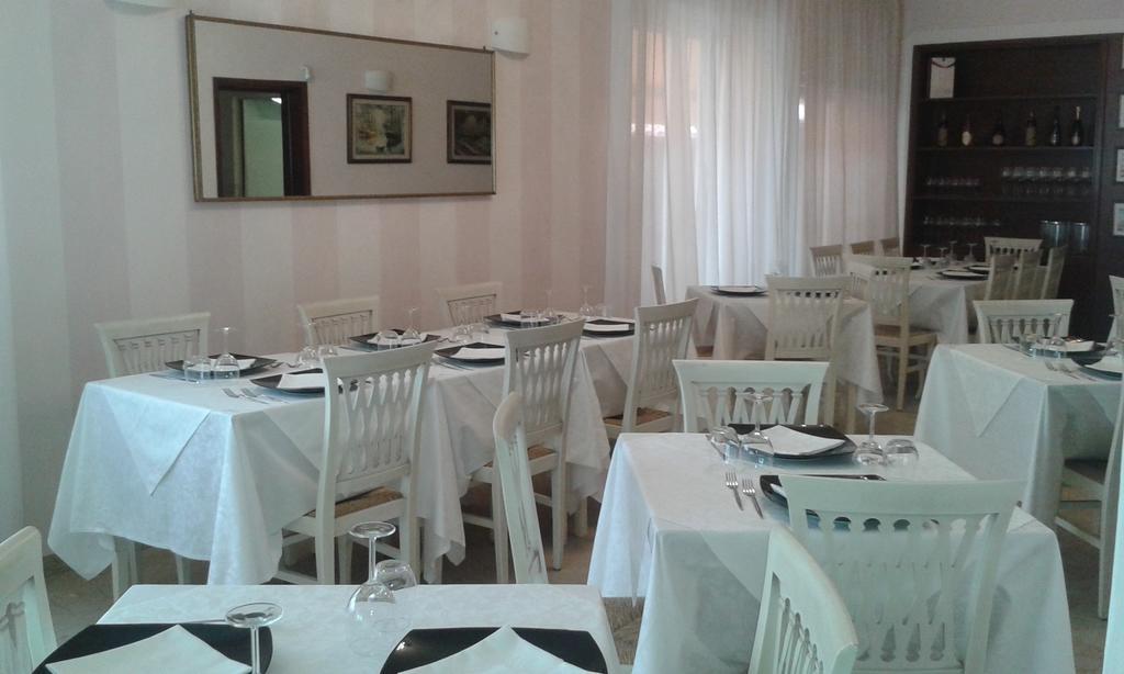 Hotel Ristorante La Terrazza Lido di Camaiore Exterior foto