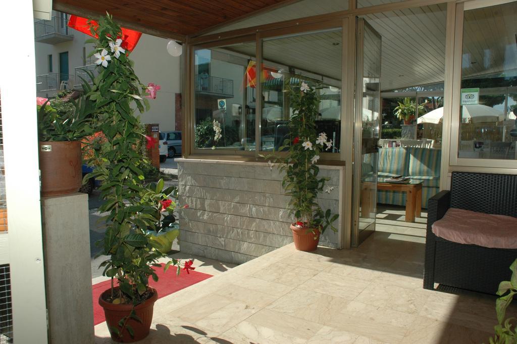 Hotel Ristorante La Terrazza Lido di Camaiore Exterior foto